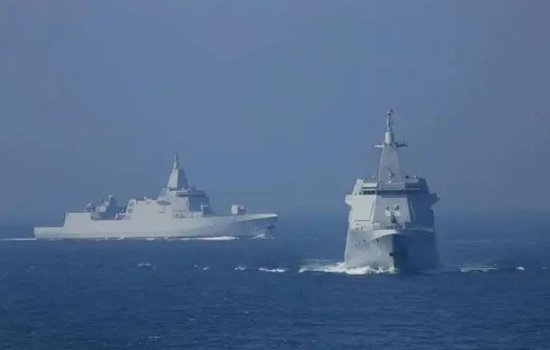 中国航母编队首次抵近关岛，美国当局如何行动？（海军行动）