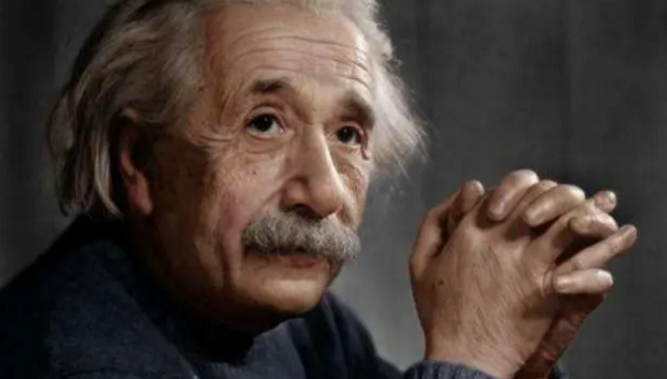 爱因斯坦烧掉了自己的手稿 难道是为了世界和平？（科学家贡献）