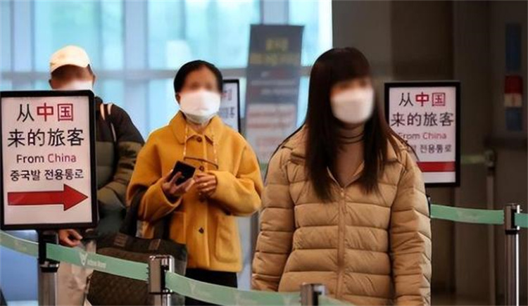 200万中国游客赴韩 哪里来的自信？（韩国自信）