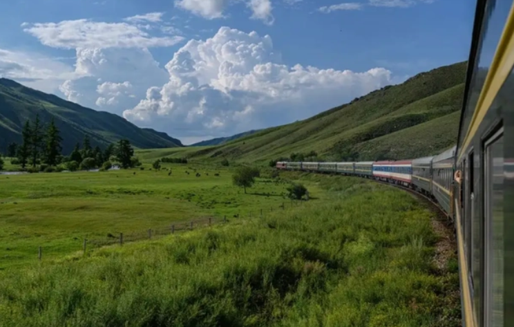 中国里程最远的火车 要在铁路上行走7000多km（K3列车）