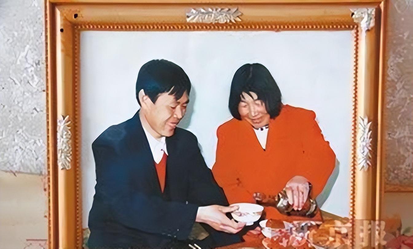 2006年辽宁50岁老汉做变性手术，妻子与他姐妹相称，女儿叫他姑姑