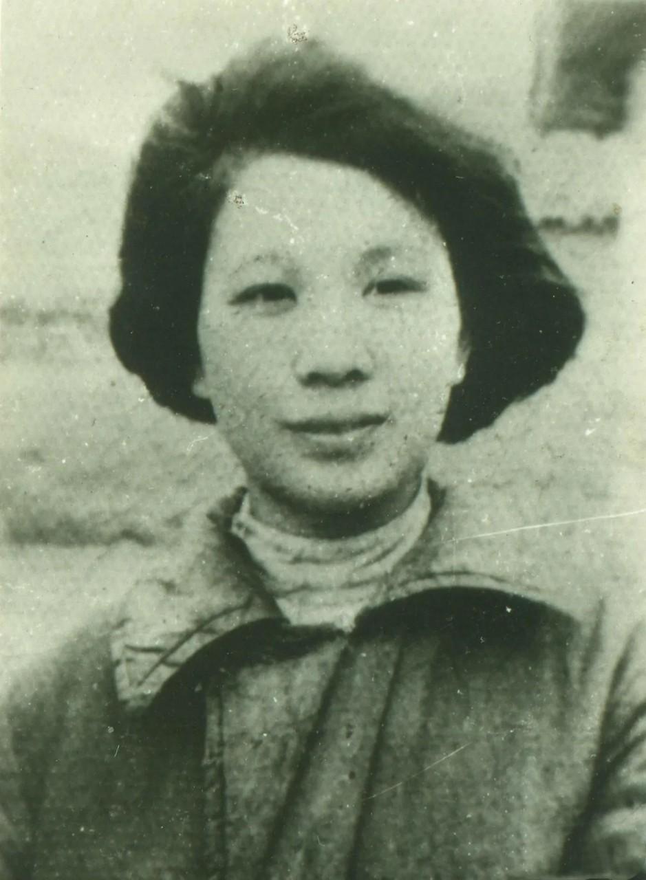 1949年重庆农民发现手铐女尸，隐瞒26年后报警，女尸身份惊动中央