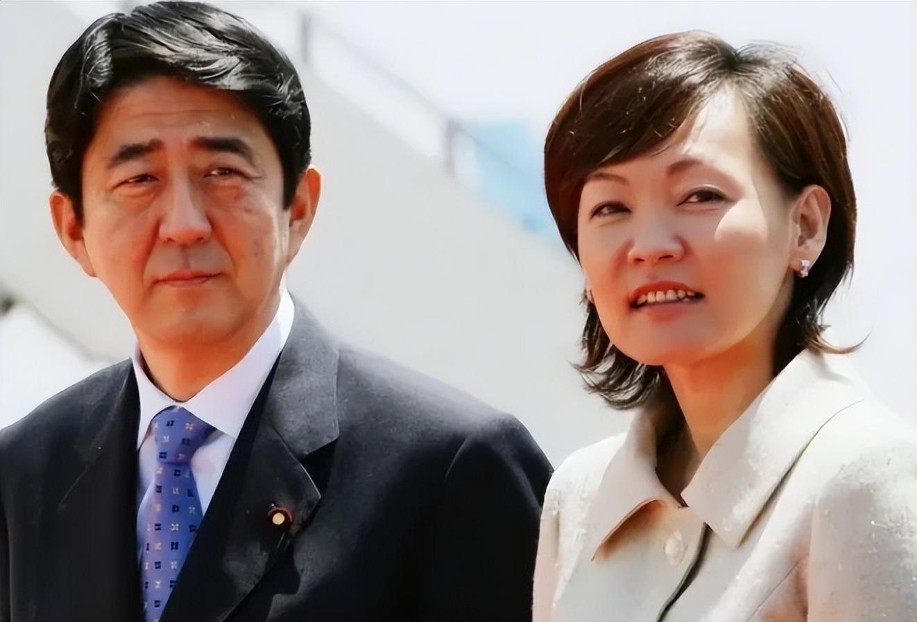 日本最离谱首相夫人：酗酒蹦迪绯闻不断，被称为“安倍头号政敌”