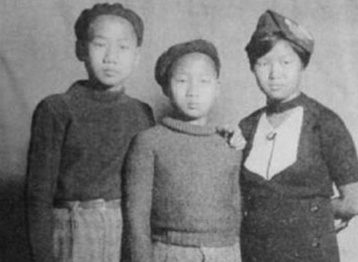毛主席与毛岸青同住北京，却多次拒绝与儿子见面：我想见但不敢见