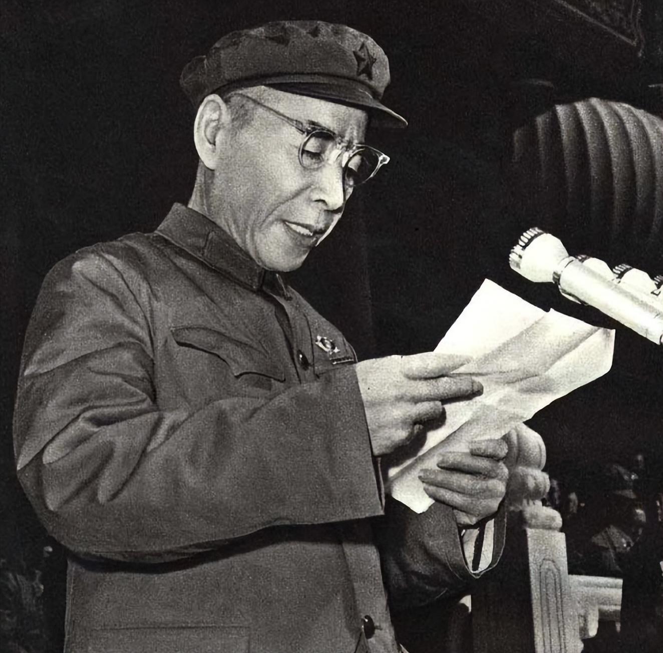 林彪列出4点原因反对援朝，毛主席一语道破其软肋：战略眼光不足