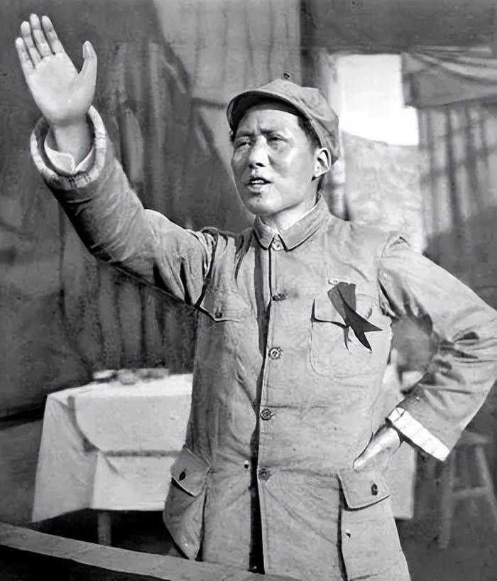 1936年，毛主席警卫员吴吉清活着被推进太平间，主席下令揪出真凶