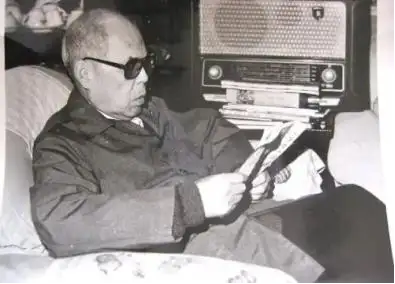 1958年毛主席问周谷城等学术界好友：关公姓什么？结果无一人答对