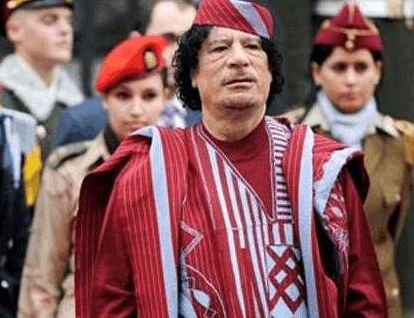 1982年，卡扎菲访华时态度傲慢，邓小平一句话让其颜面尽失