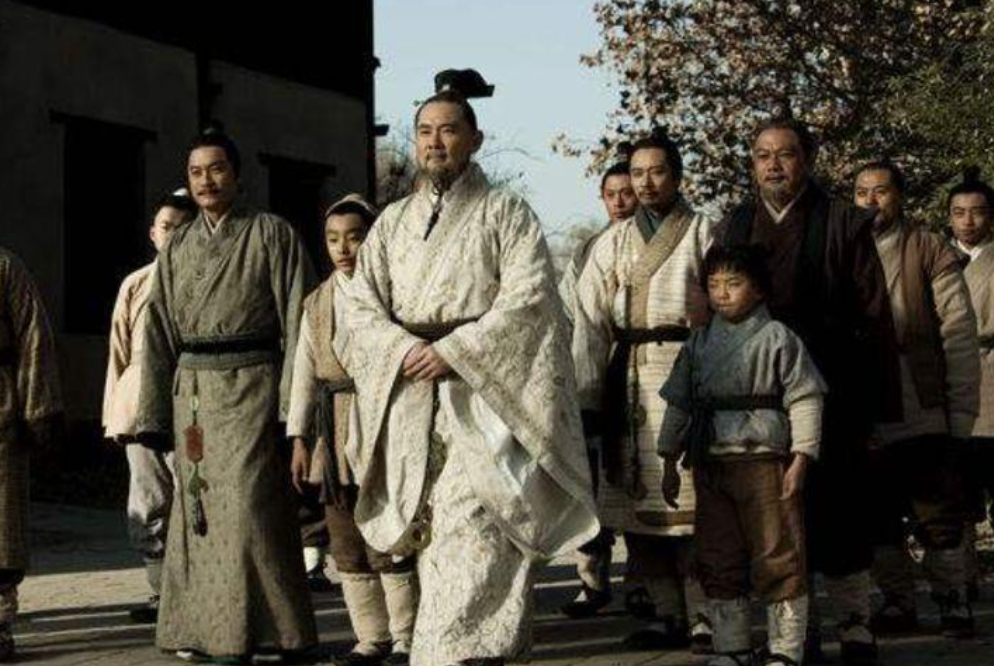 琉球王国时期，久米村宗族是如何延续旧有宗族的血统的？