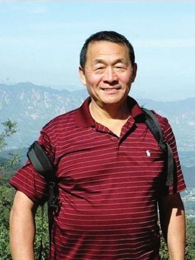 13年前，北京教师爬山时离奇失踪，搜救队找到一纸条引发无数猜想