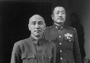 1950年，蒋介石为何会选择逃往台湾？背后其实有“高人”指点