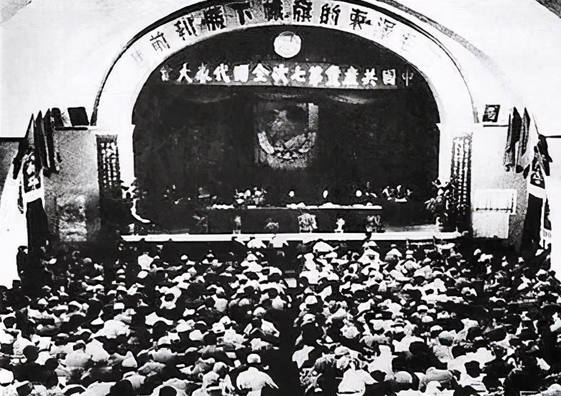 1945年抗战胜利，斯大林发来一封密电，让毛泽东一直耿耿于怀
