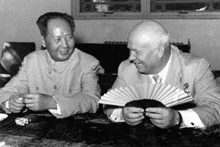 毛主席给斯大林过70大寿，因中苏条约大吵，周总理来“救场”