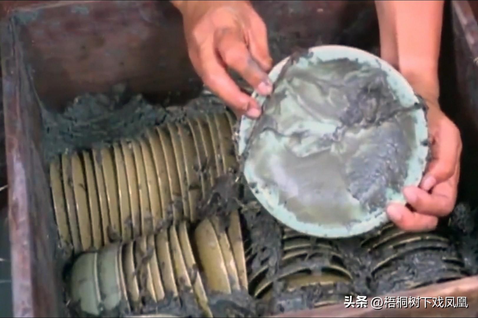 海上寻宝人打捞出123件中国古瓷，出手时被抓，发现亚洲最大沉船