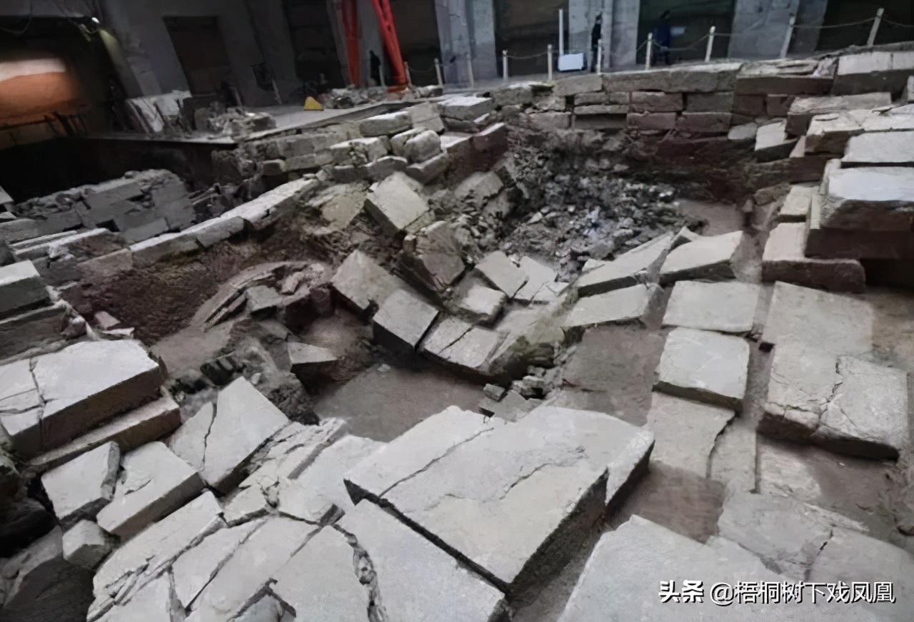 中国盗墓史上最长一次盗墓，在屋里挖20年，考古证明墓确有盗洞