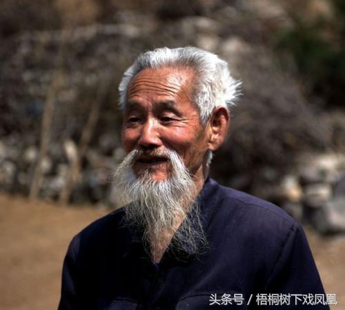 中国老年人一般都会留胡子，为什么？知道原因后你老了也会留
