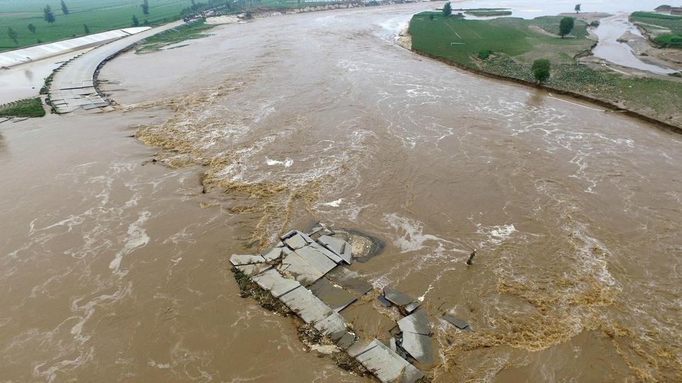 官员不及时如实报告洪水灾情，古代是如何查办的？
