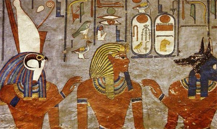 古埃及金字塔之谜：底部秘密揭秘，是否仅仅是法老的葬地？