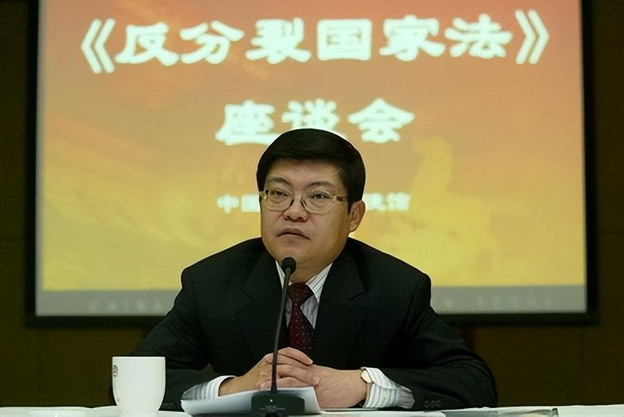 前中国驻韩大使李滨，甘当间谍泄露大量绝密情报，2006年被判7年
