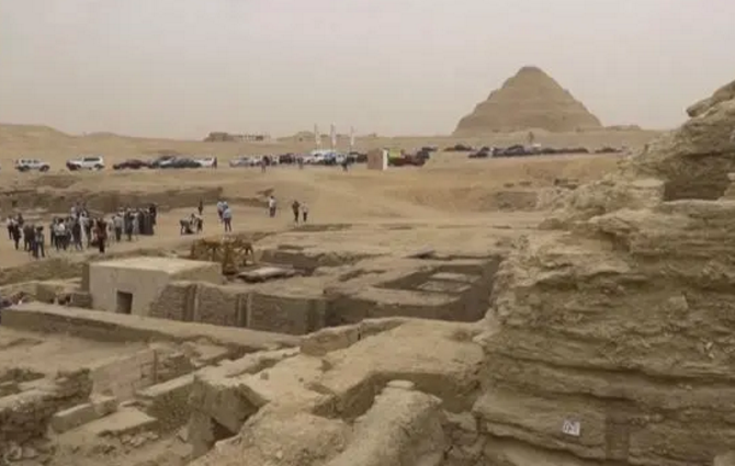埃及发现一座古墓群 居然是木乃伊防腐作坊（木乃伊）