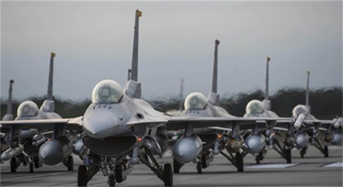 F16战斗机入局 俄乌战场局势将会出现怎样改变