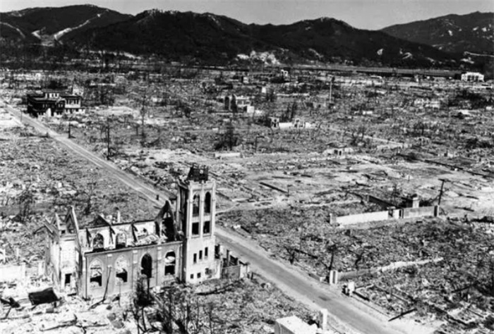 原子弹爆炸半衰期动不动几万年  为何广岛和长崎现在就能居住了