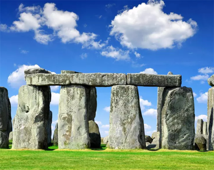 谁是英国巨石阵的建造者 寻找真相的传奇之旅