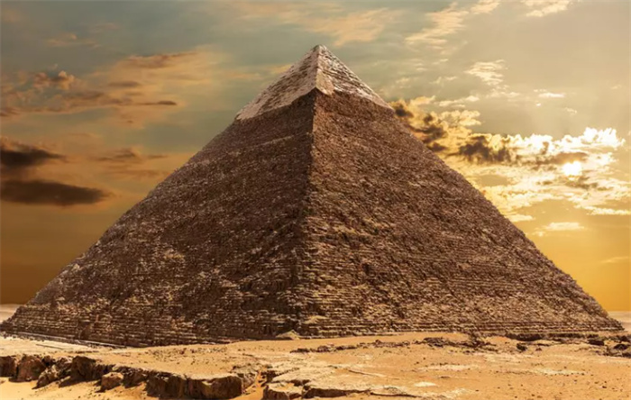 神秘能量场：金字塔能的事实和探索