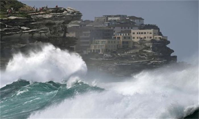 海啸到底有多恐怖 巨浪席卷整个城市 幸存者寥寥无几