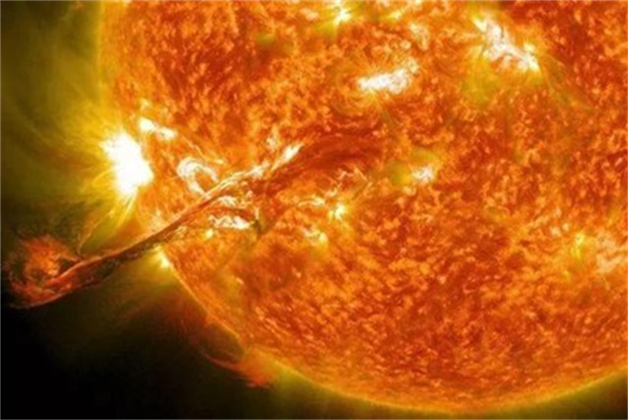 宇宙最热的恒星 它的温度高的有多可怕