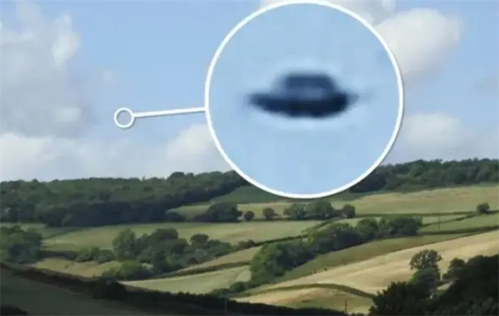 地球暴露了？西方专家拍到UFO：外星人基地可能在英吉利海峡