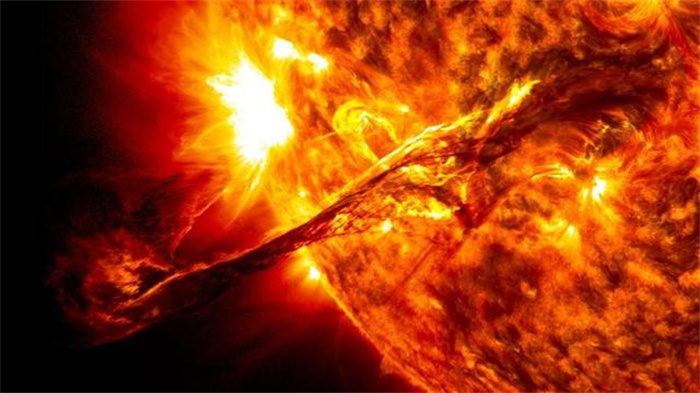 太阳磁场进入超速状态 不仅导致黑子大爆发 还会导致全球变暖