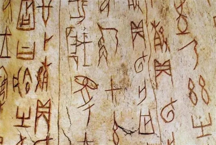 比甲骨文更古老的文字，距今5800年，西方学者：这不是文字