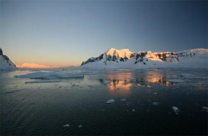 冰川下覆盖不明物体 发现古代生物之后 冰层下面还有什么