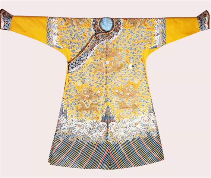 古墓里找到四件龙袍 让几万韩国人认祖（明朝龙袍）