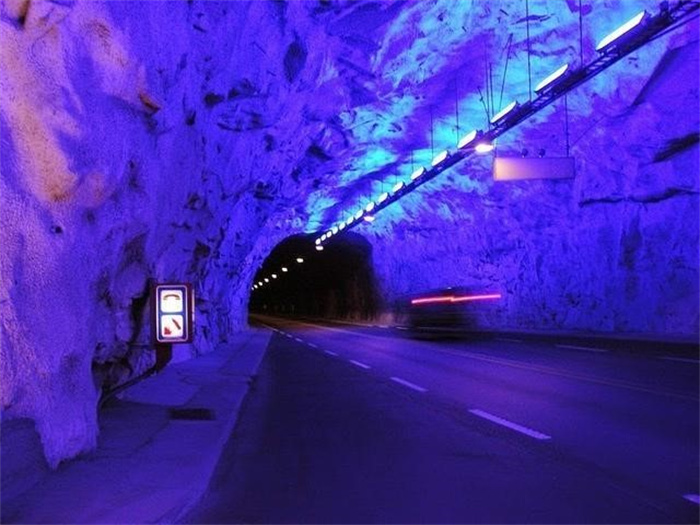 海底隧道最多国家 面积不足云南 独特地形 有33条海底隧道