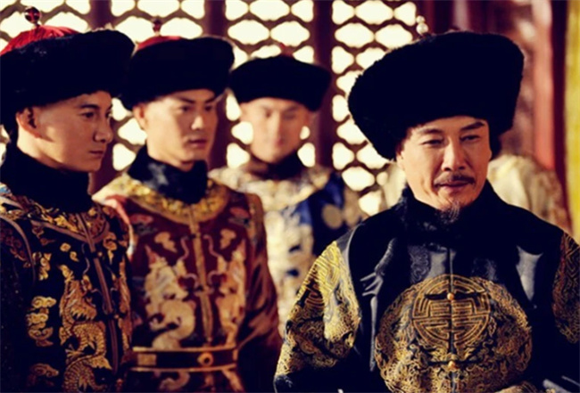 康熙去世后  如果皇位传给他  大清朝很有可能更强  西方也不敢惹