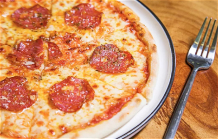 世界上最大的披萨 来自于意大利（最大披萨）
