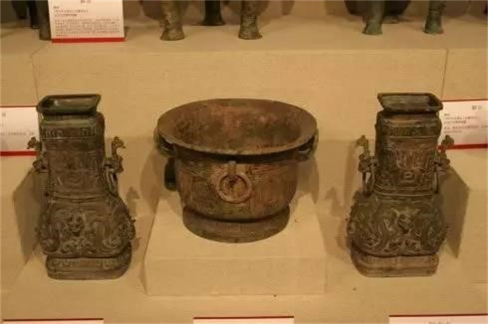 仙人台邿国贵族古墓 被评为当年全国十大考古新发现之一