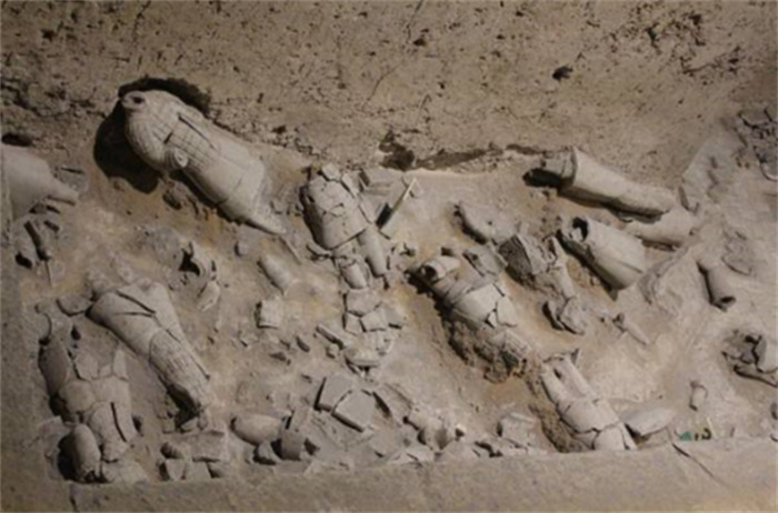 秦始皇的地下雄狮军团 秦陵兵马俑的发现过程