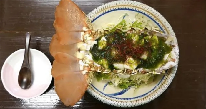 国家一级厨师刀法如何？一只大龙虾就能体现，看完真佩服！