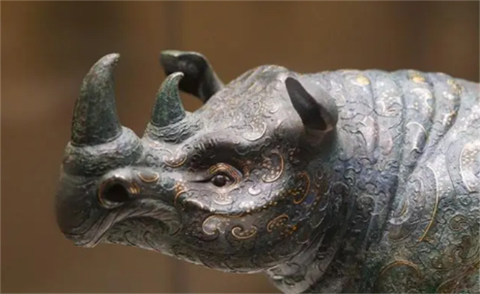 陕西农民挖出罕见青铜犀尊  身世成谜  它背后的历史太过沉重