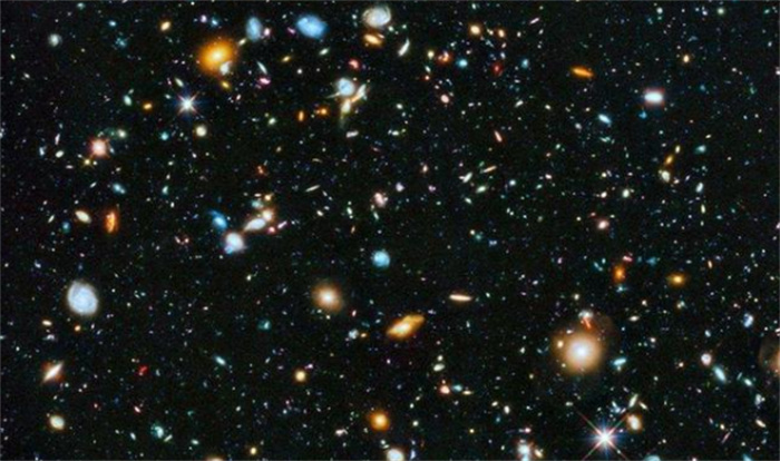 宇宙星系并不均匀  在牧夫座空洞内  3.3亿光年只有60个星系