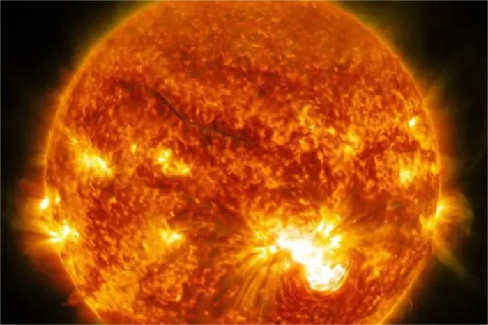 如果木星成为恒星  地球将有两个太阳  人类会发生什么变化