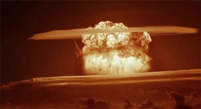 威力超过沙皇氢弹，一克价值1000万亿美元，反物质究竟有多可怕？