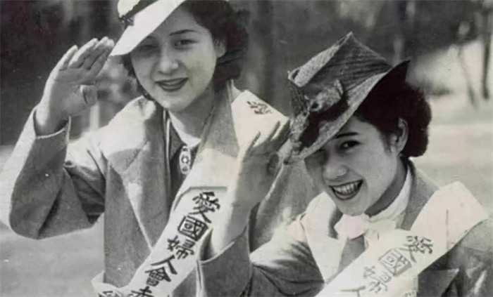 二战时的日本女人 居然带着女儿当慰安妇（疯狂女人）