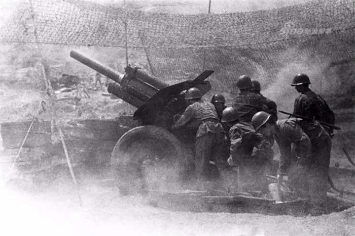 中越战争难以忘记的一战 3000吨炮弹轰炸越南（炮弹攻击）