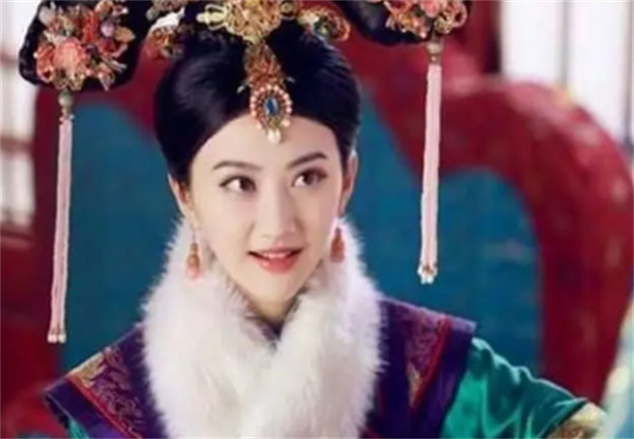 13岁孝庄嫁给亲姑父皇太极，没得到丈夫的爱，但她活成了人生赢家