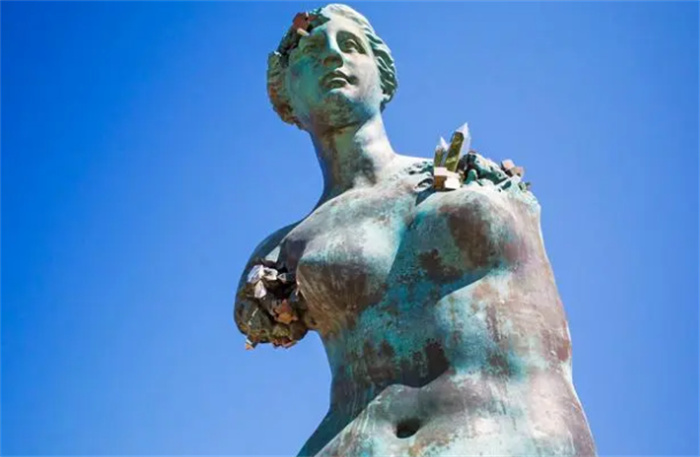 著名雕塑断臂维纳斯 有着什么样的谜团（艺术雕塑）