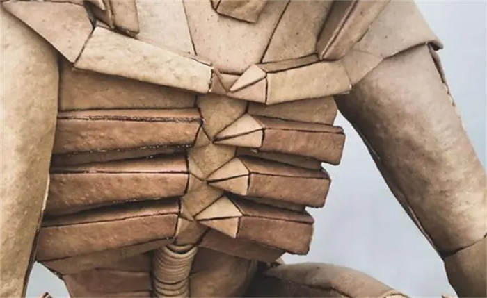 女艺术家突破想象极限  用姜饼制作出了令人难以置信的雕塑